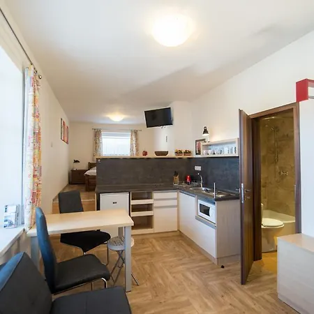 Lea * Liptovsky Mikulas