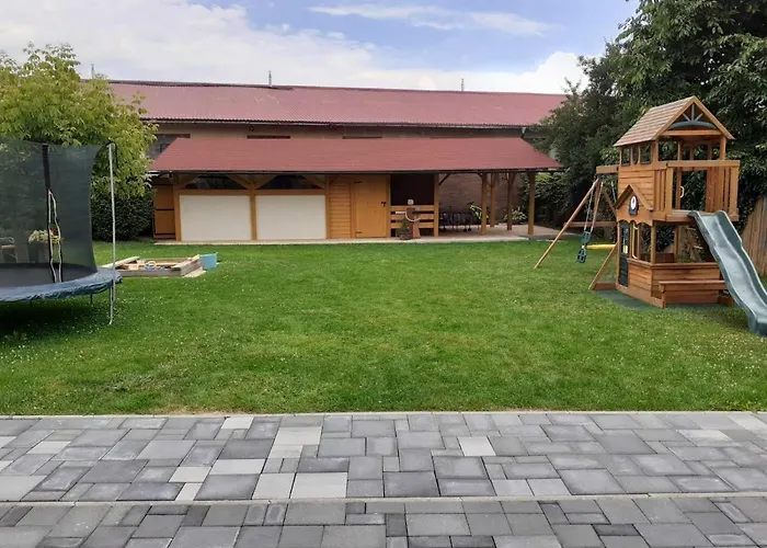 Lea 아파트 Liptovský Mikuláš