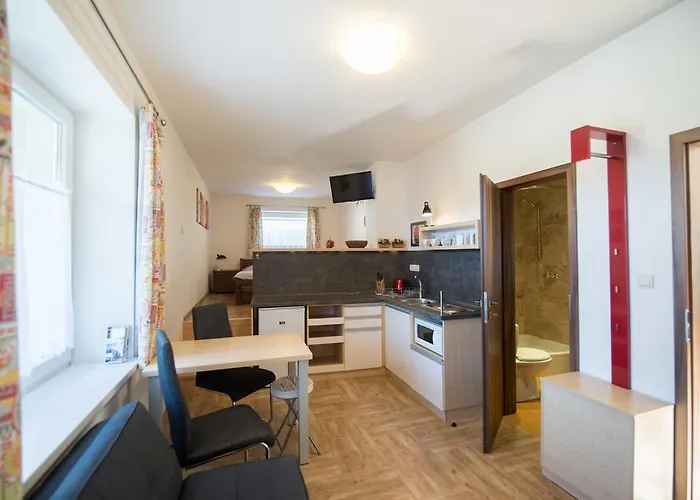 Lea * Liptovský Mikuláš